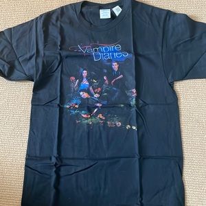 Vampire diaries small tshirt unworn